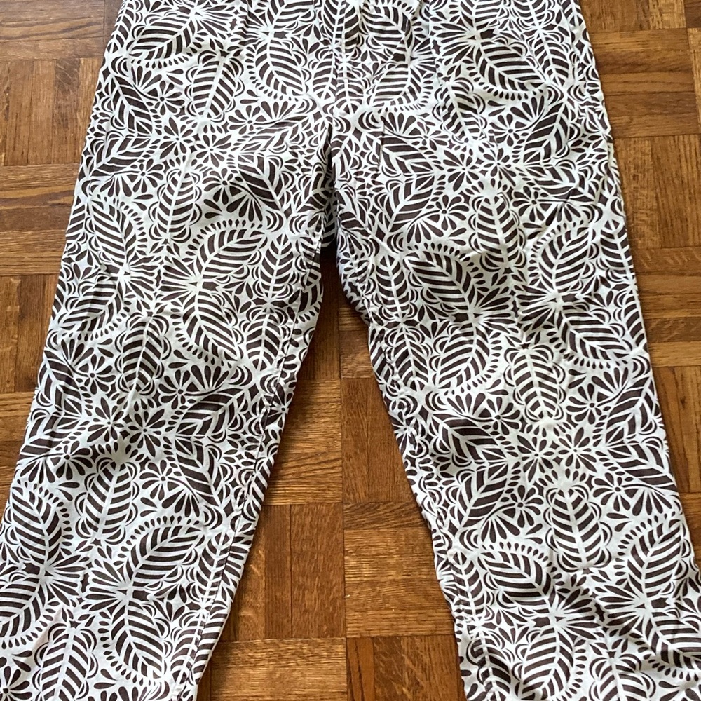 Jones New York Capri Pants